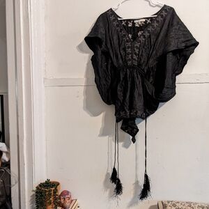 Vintage Y2K Boho Embroidered Batwing Kimono Wrap Blouse with Tassels